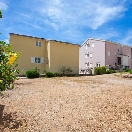 Apartment With Free And Private Parking Makarska Exterior photo