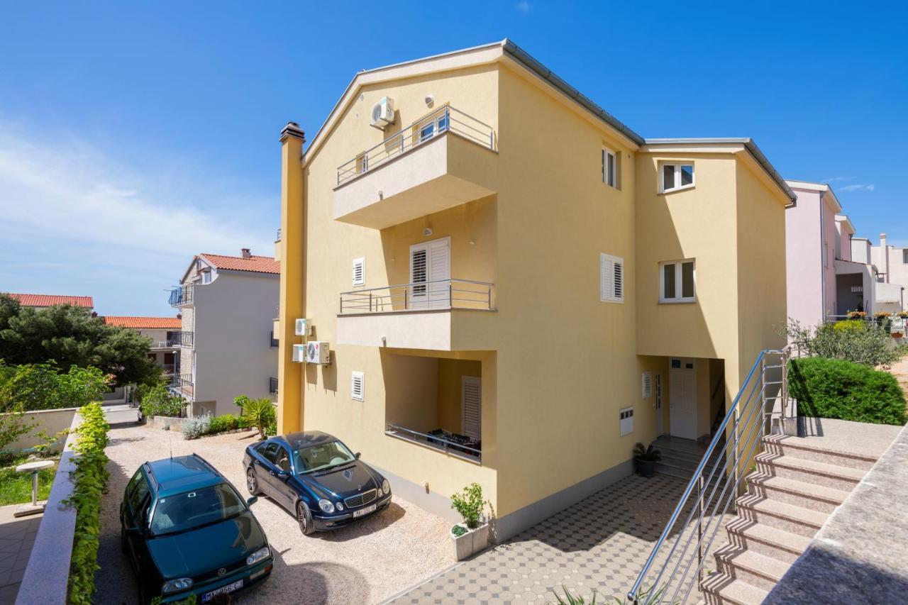 Apartment With Free And Private Parking Makarska Exterior photo